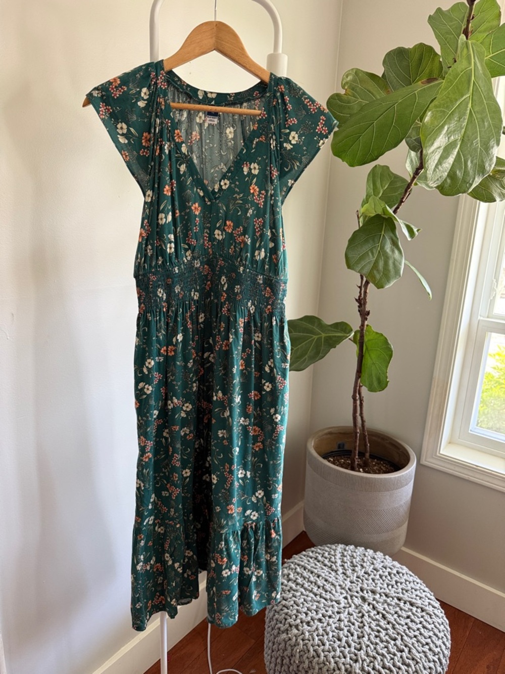 Old Navy Green Floral Midi Dress XS